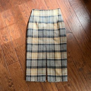 Gorgeous NWT ASOS Skirt with center slit